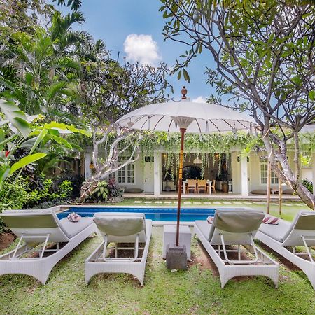 Villa Lodek Deluxe Семиняк Екстериор снимка