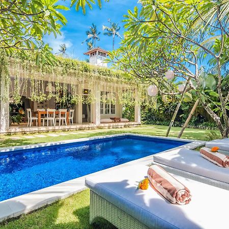 Villa Lodek Deluxe Семиняк Екстериор снимка
