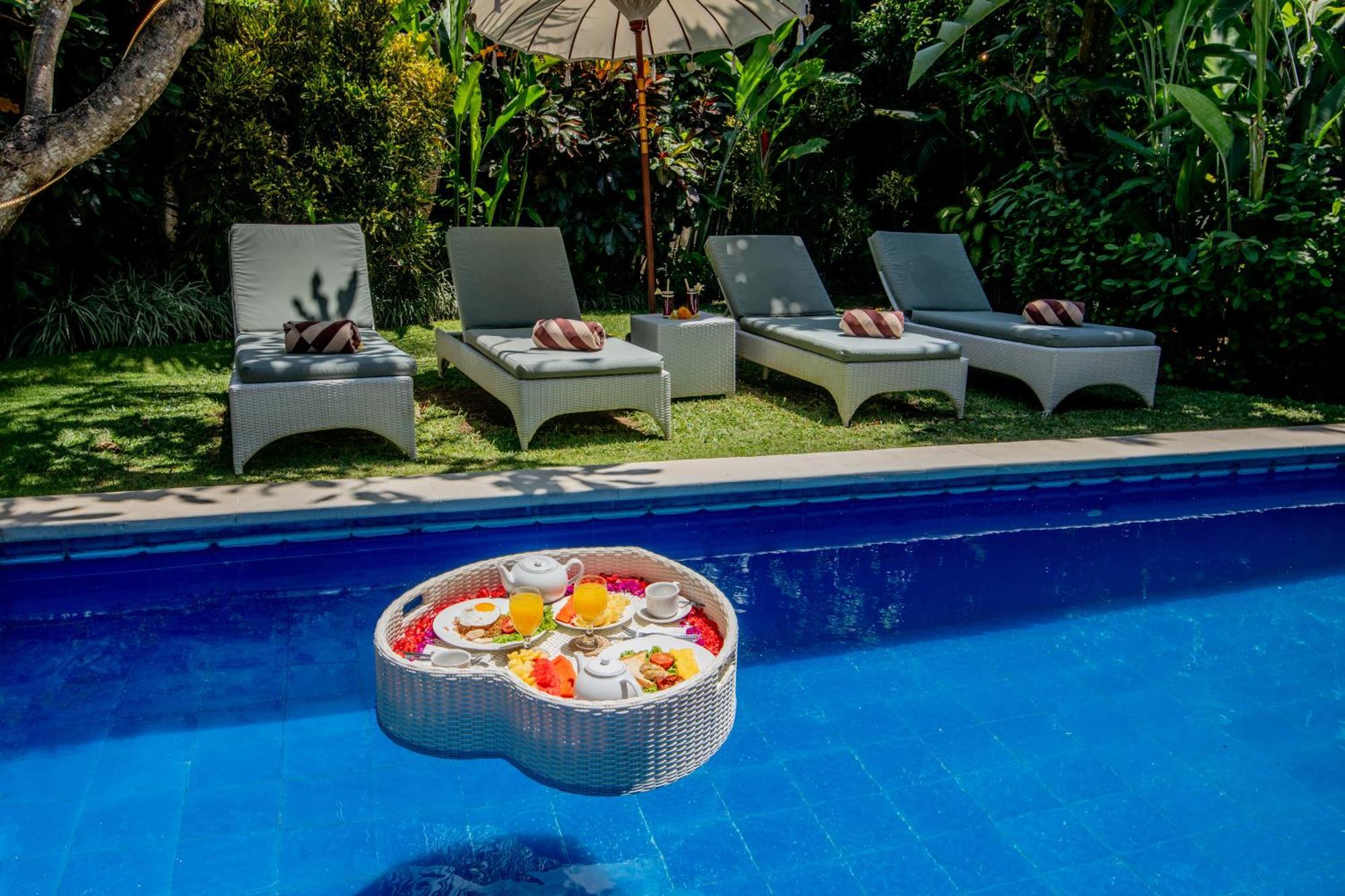 Villa Lodek Deluxe Семиняк Екстериор снимка
