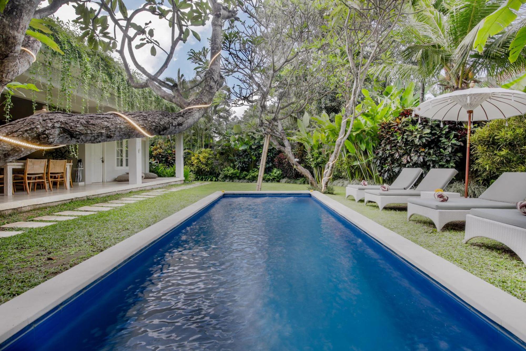 Villa Lodek Deluxe Семиняк Екстериор снимка