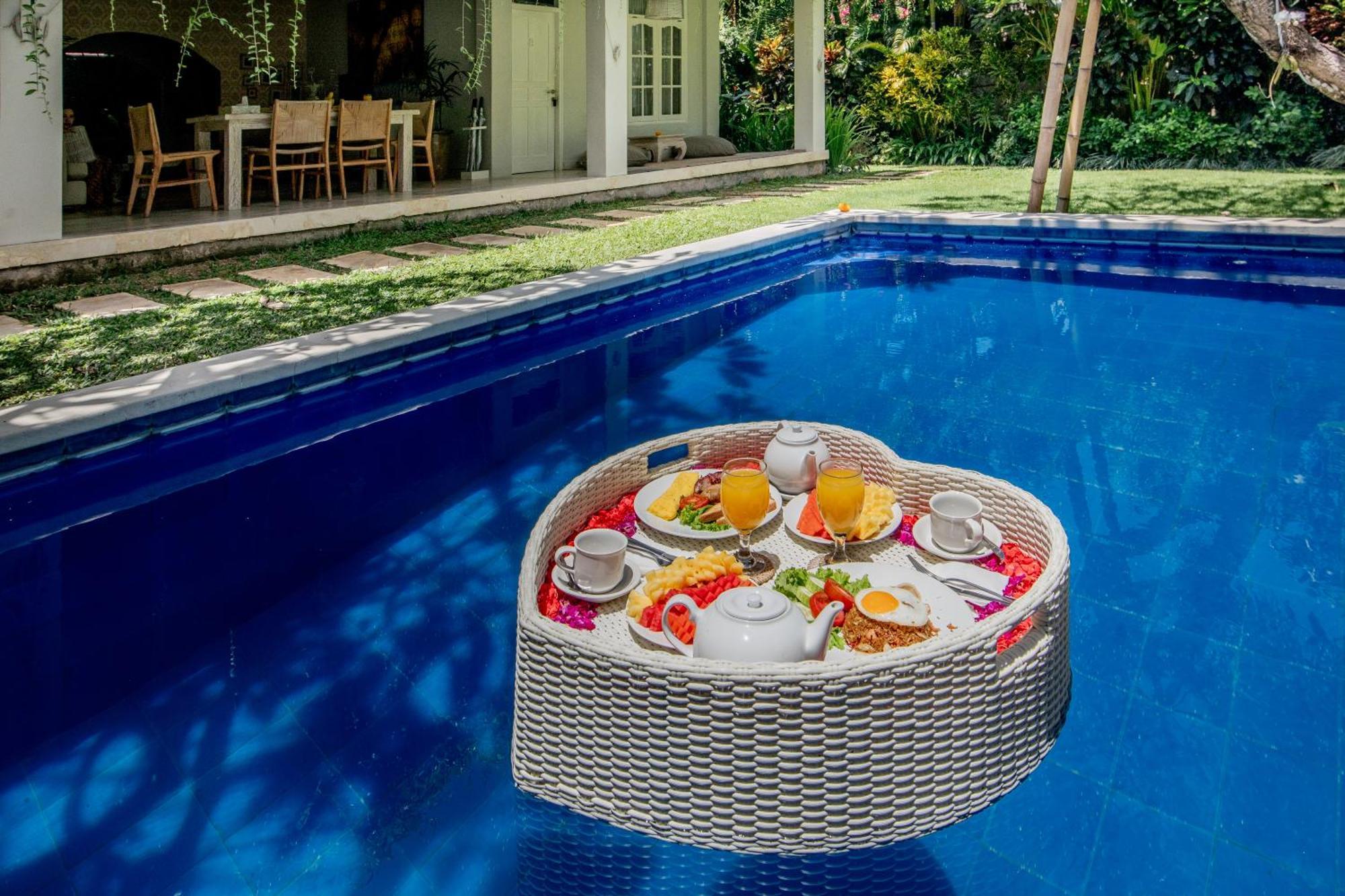 Villa Lodek Deluxe Семиняк Екстериор снимка