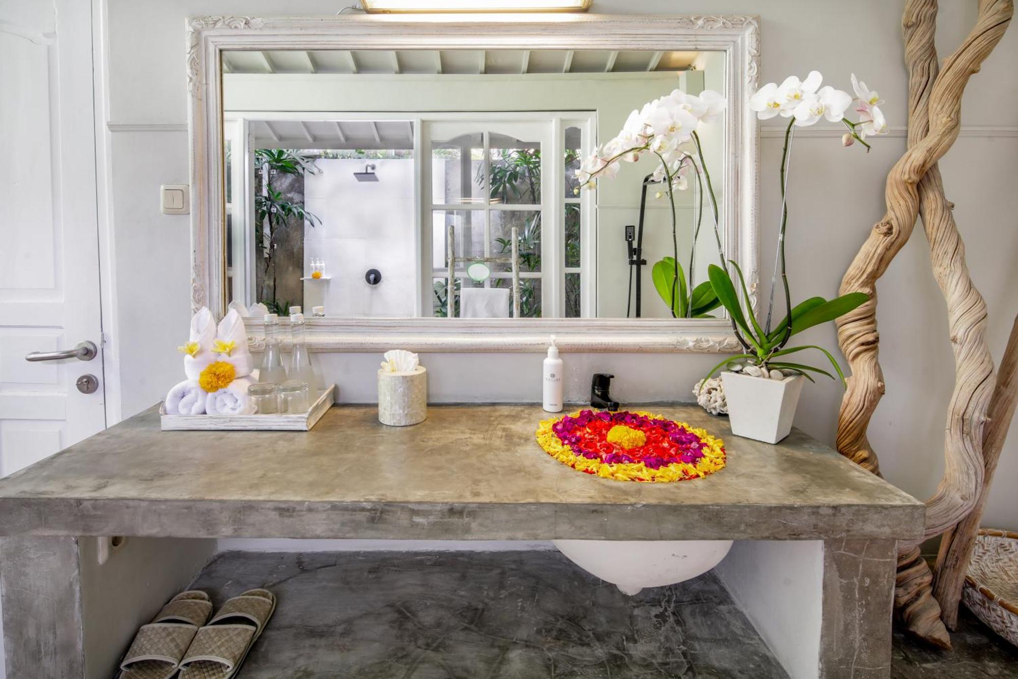 Villa Lodek Deluxe Семиняк Екстериор снимка