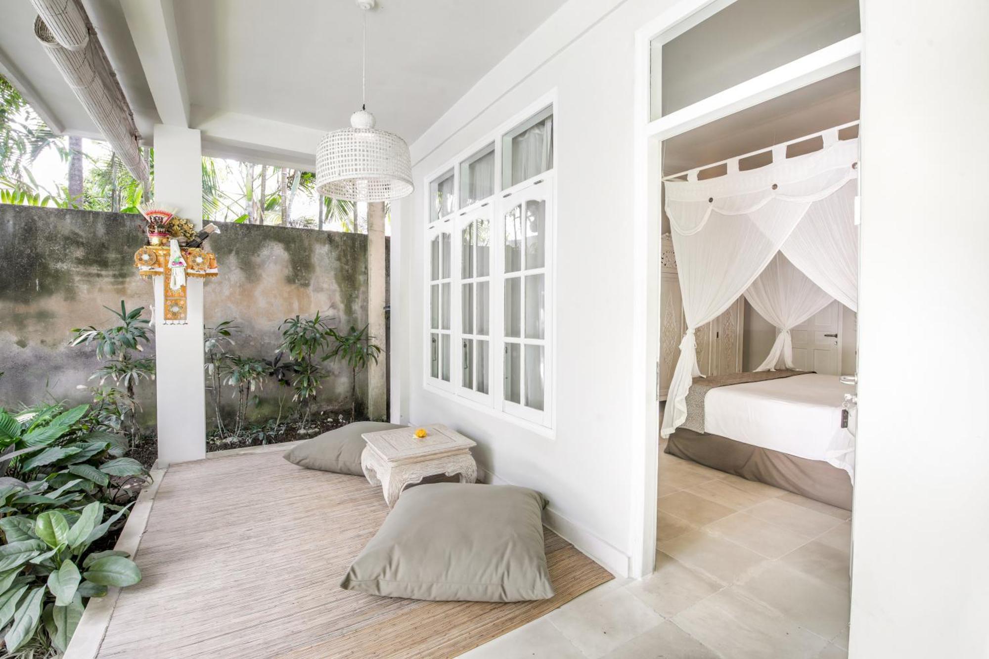 Villa Lodek Deluxe Семиняк Екстериор снимка