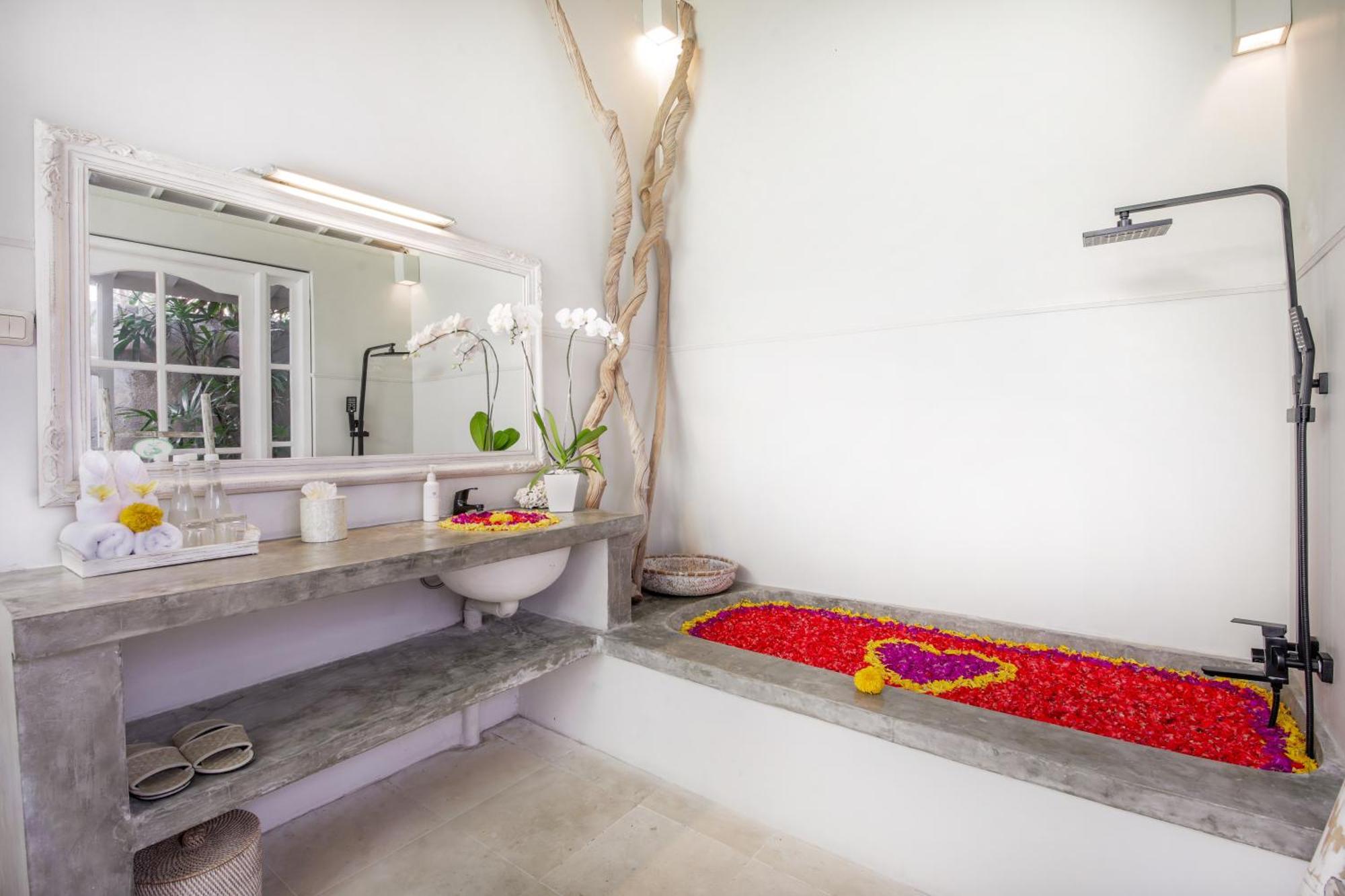 Villa Lodek Deluxe Семиняк Екстериор снимка