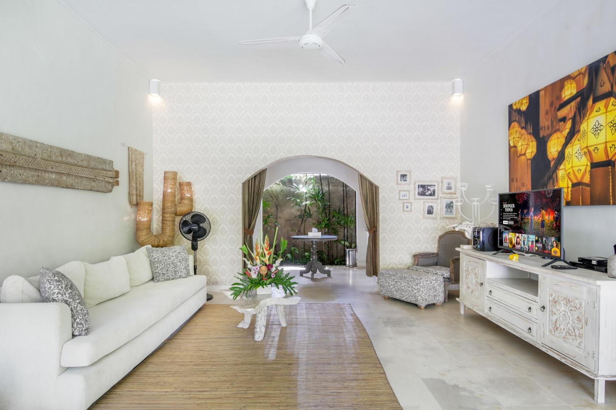 Villa Lodek Deluxe Семиняк Екстериор снимка