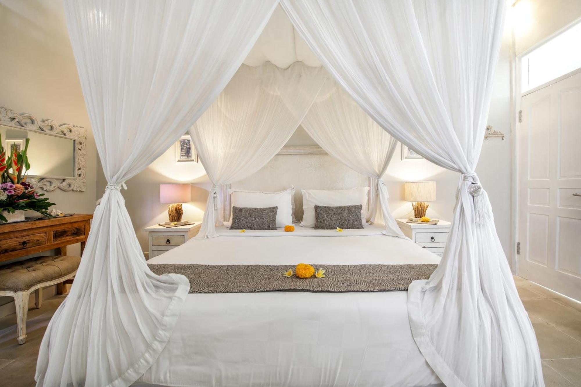 Villa Lodek Deluxe Семиняк Екстериор снимка